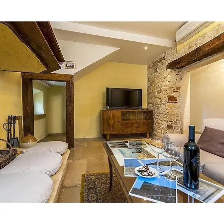 San Vincenti Villa *